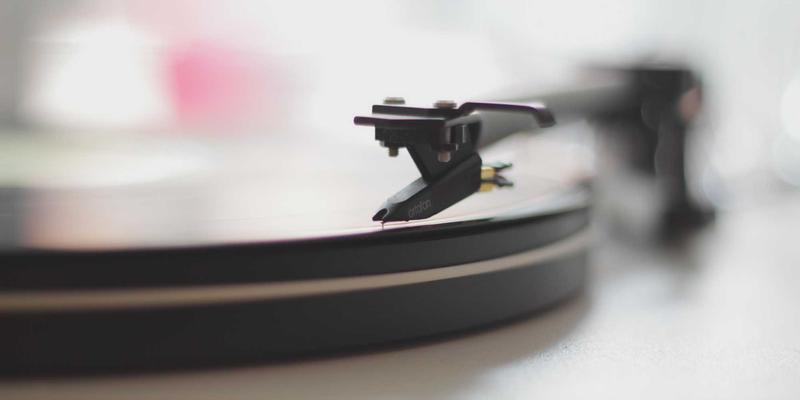 当复古眼镜遇见艺术典藏：星辰眼镜博物馆合作系列的文化解读与视力保健新主张