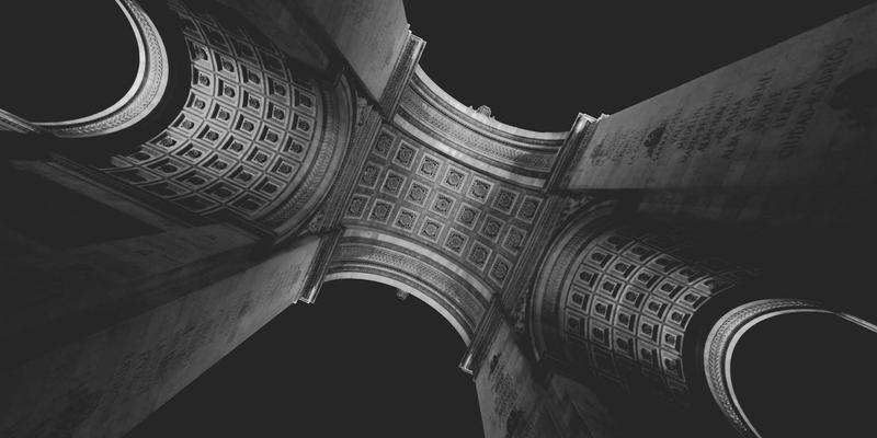 星辰眼镜智能变色镜片全解析：根据紫外线自动调节的户外视力解决方案