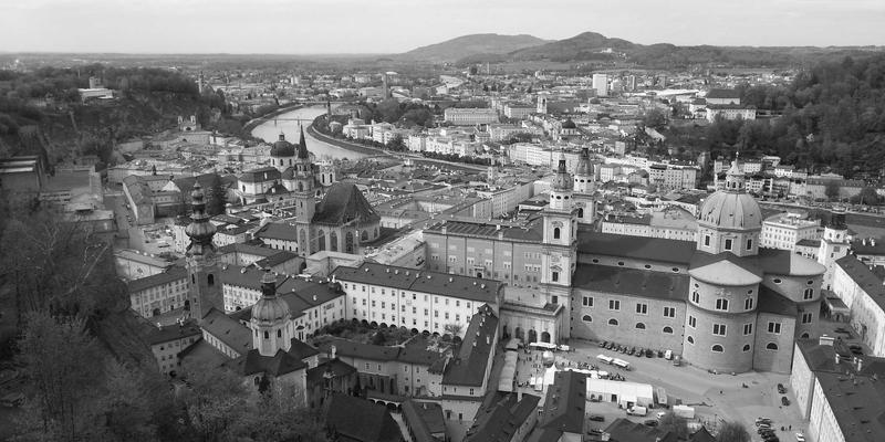 程序员办公眼镜新选择：星辰复古眼镜，兼顾护眼与时尚的深度解析